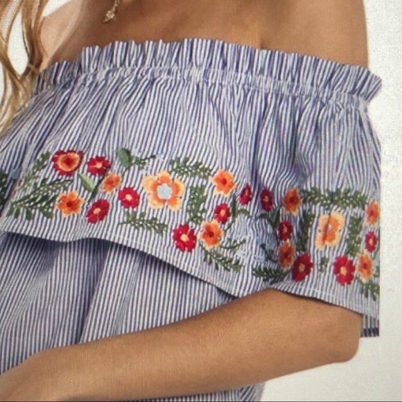 Miss Me Tops - Miss Me Floral Off The Shoulder Top Size Large
